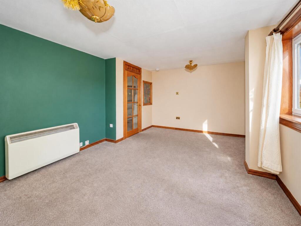 Kinghorne Court, Dundee photo 4