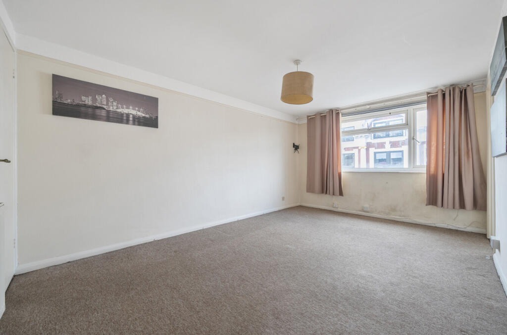 Apartment in Portsmouth, Buckland - View 4