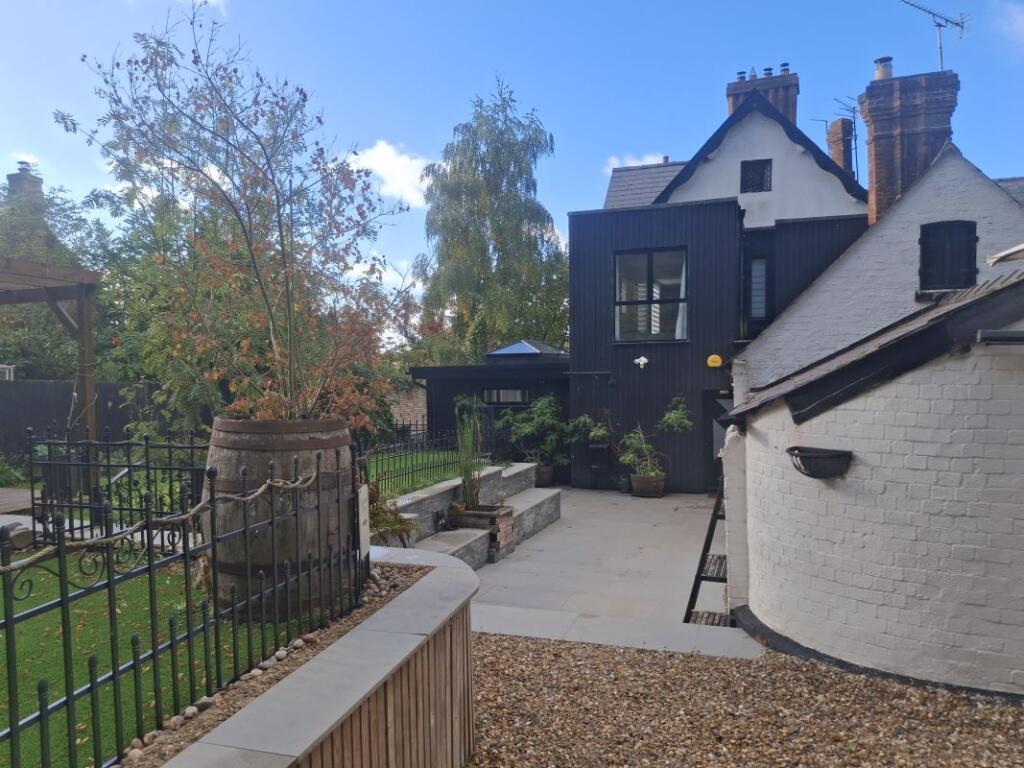 Main image of property: 2 Fownhope Court, Fownhope, Hereford, Herefordshire, HR1 4PB