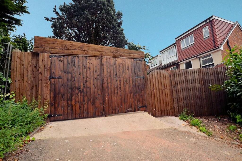 Additional image 9 of Moat Road, Oldbury