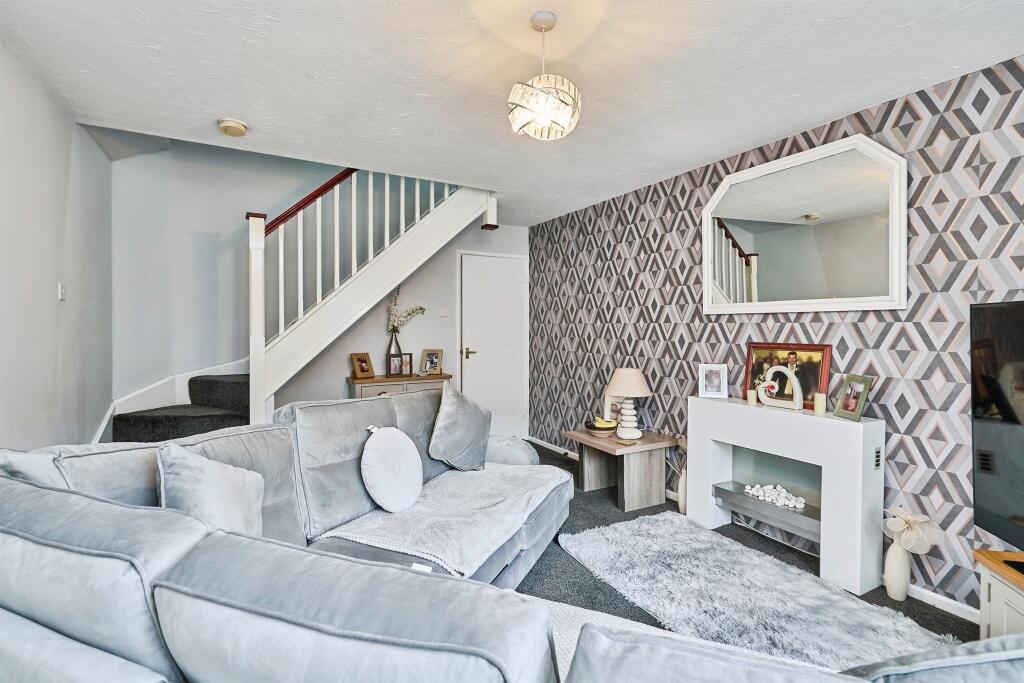 House in Sandwell, West Midlands - View 2