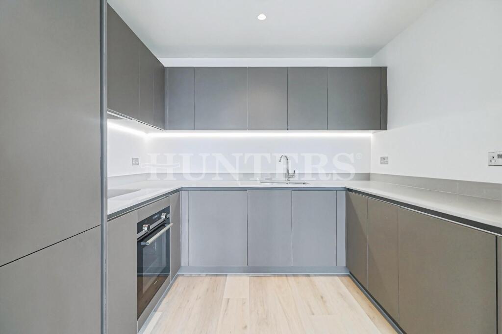 Apartment in London - View 3