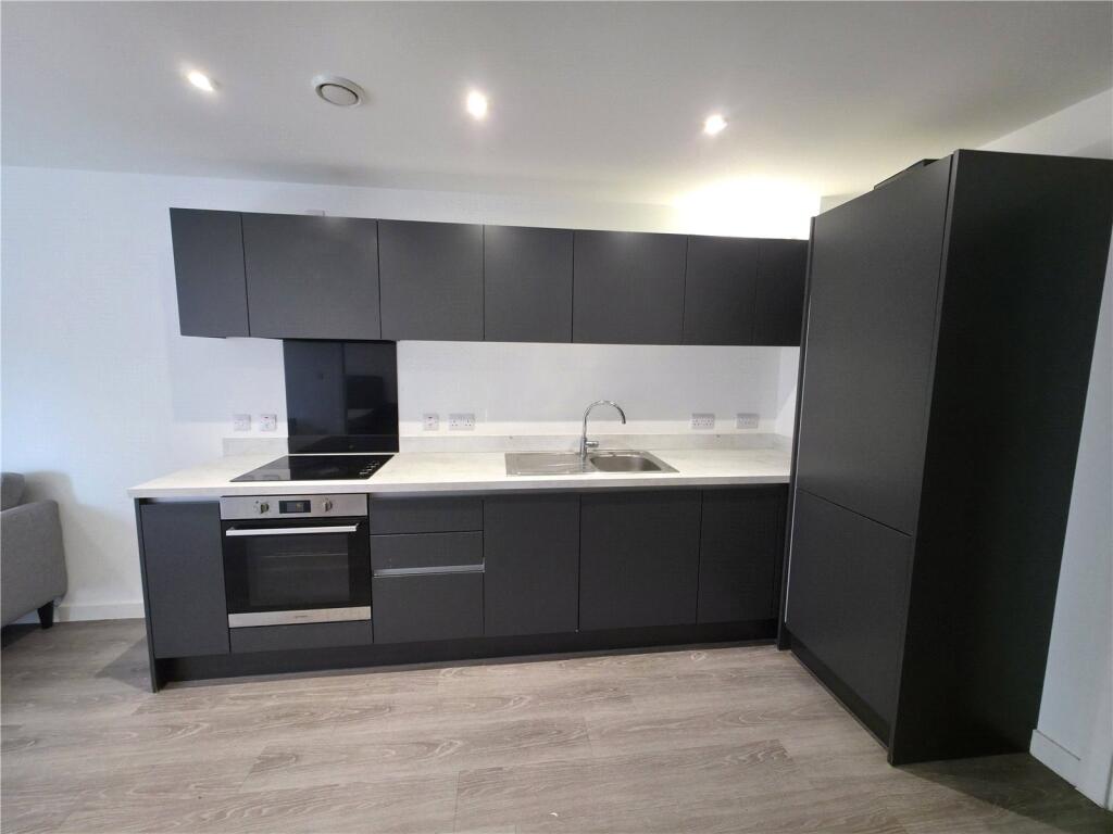 Apartment in Salford, Ordsall - View 5