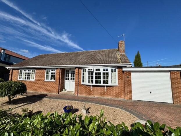 Main image of property: 16 Mayfield Crescent Louth LN11 8EQ