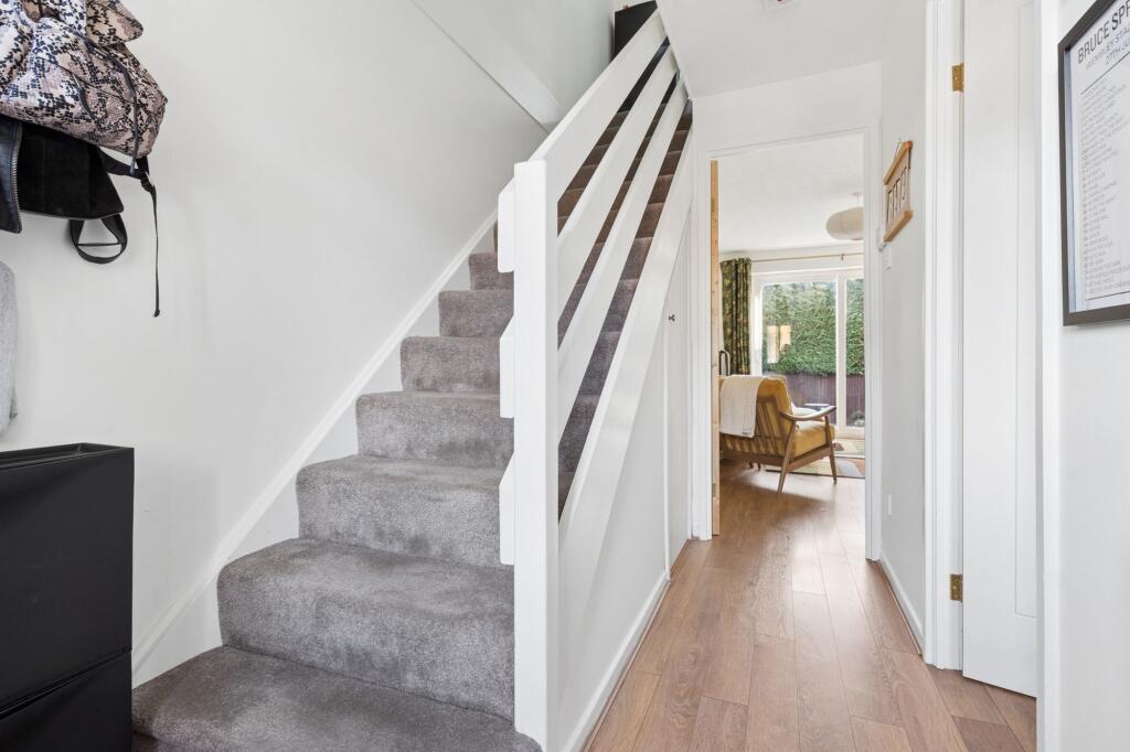 House in Hertsmere, Merry Hill, Bushey - View 5