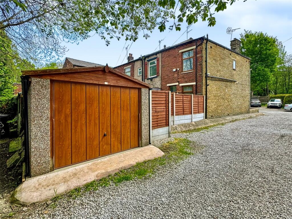 House in Oldham - View 2
