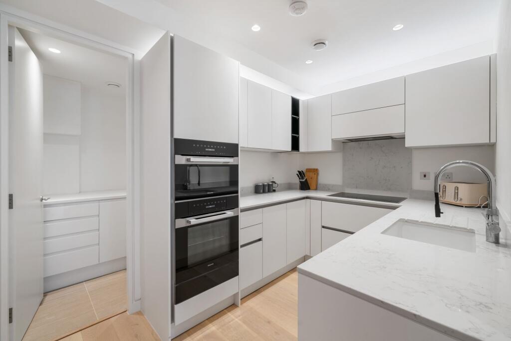 House in London - View 4