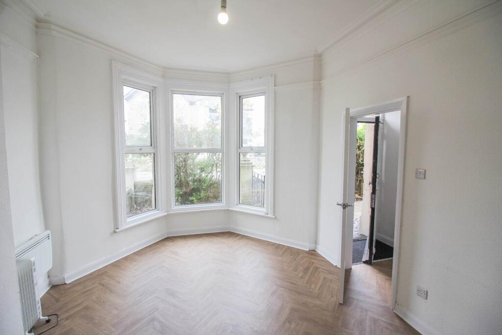 Apartment in Weston-super-Mare, North Somerset - View 5