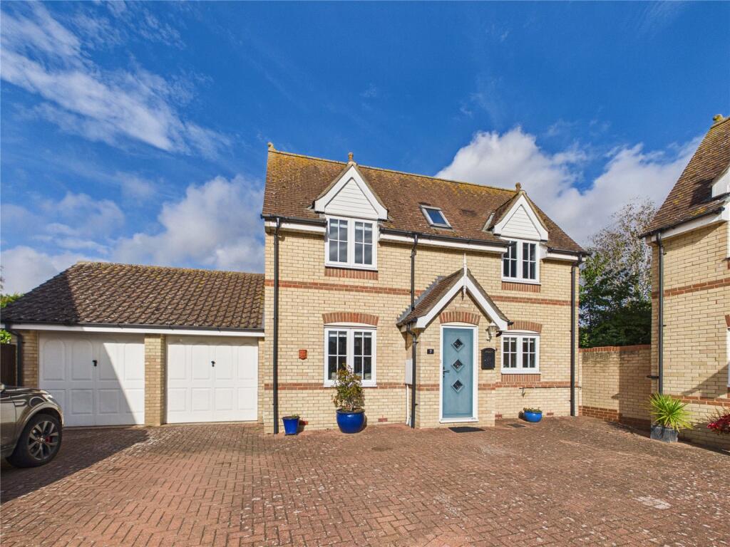 Main image of property: Ketley Close, Tiptree, Colchester, Essex, CO5