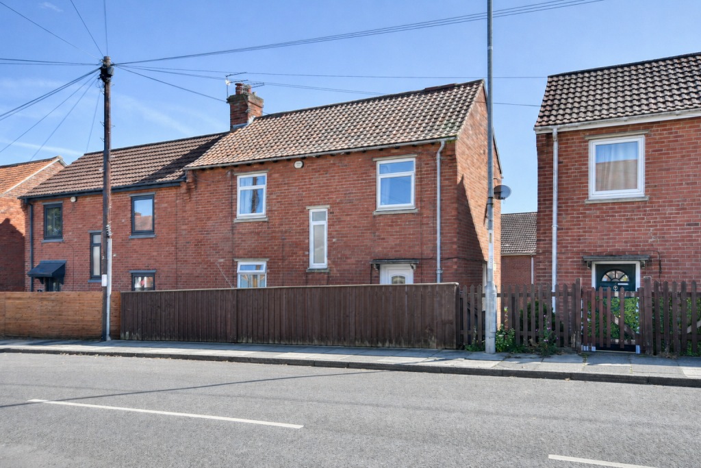 Main image of property: Kingsway, Sunniside, Gateshead