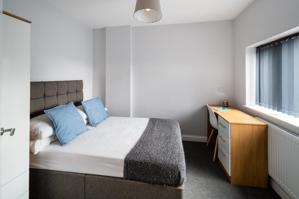 Main image of property: Filton Avenue, Bristol, BS7