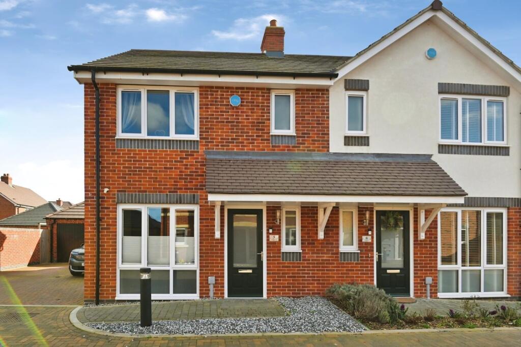 Main image of property: Clarence Way, Tamworth