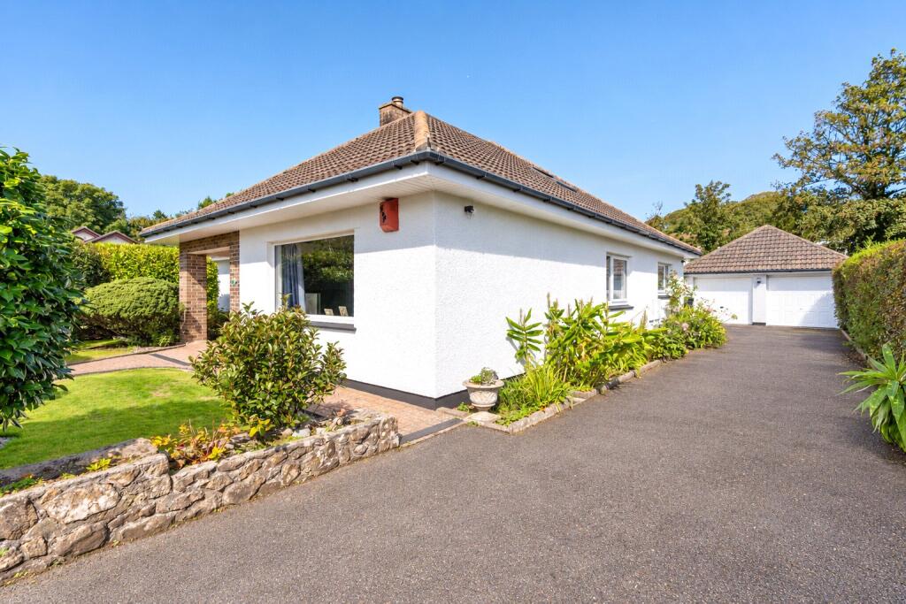 6 bedroom detached house in Gulval, great location