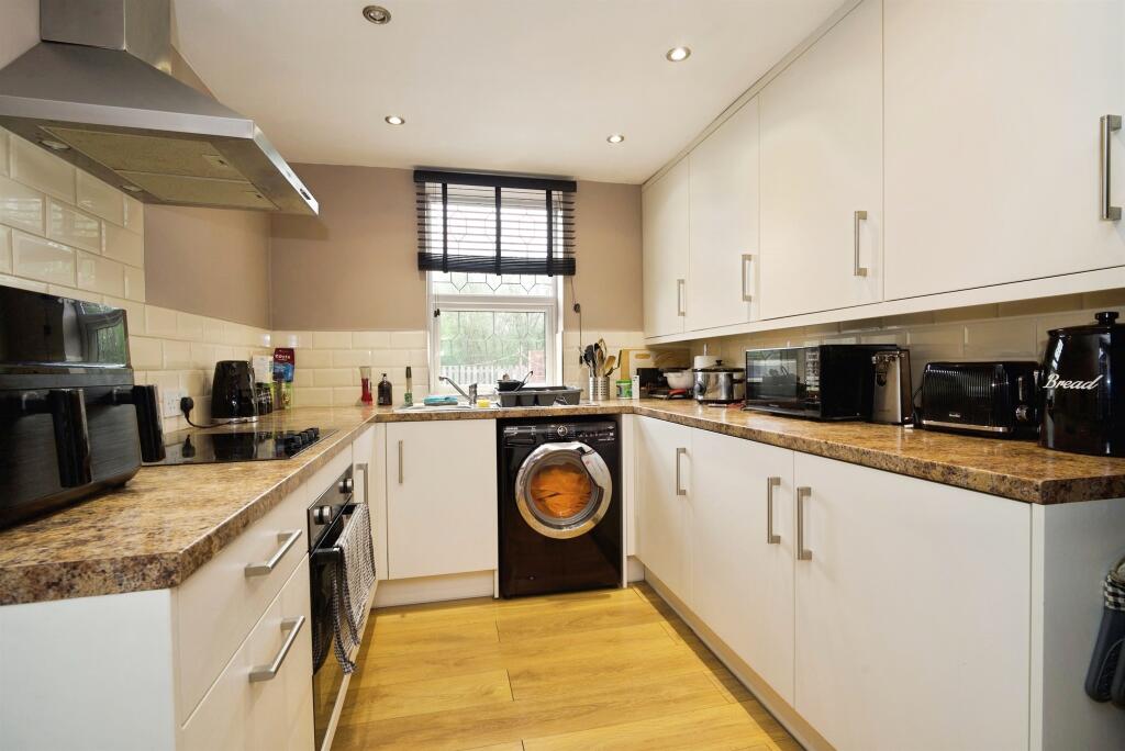 House in Barnsley, South Yorkshire - View 3
