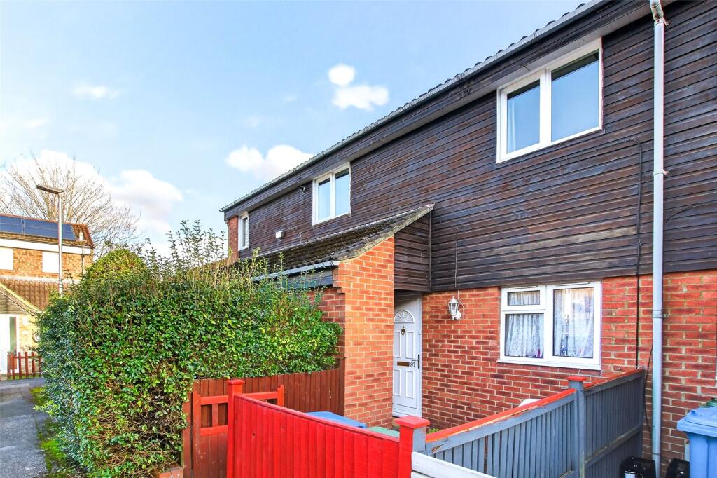 1-bed flat on Helmsdale, Bracknell, Berkshire, RG12, £210,000