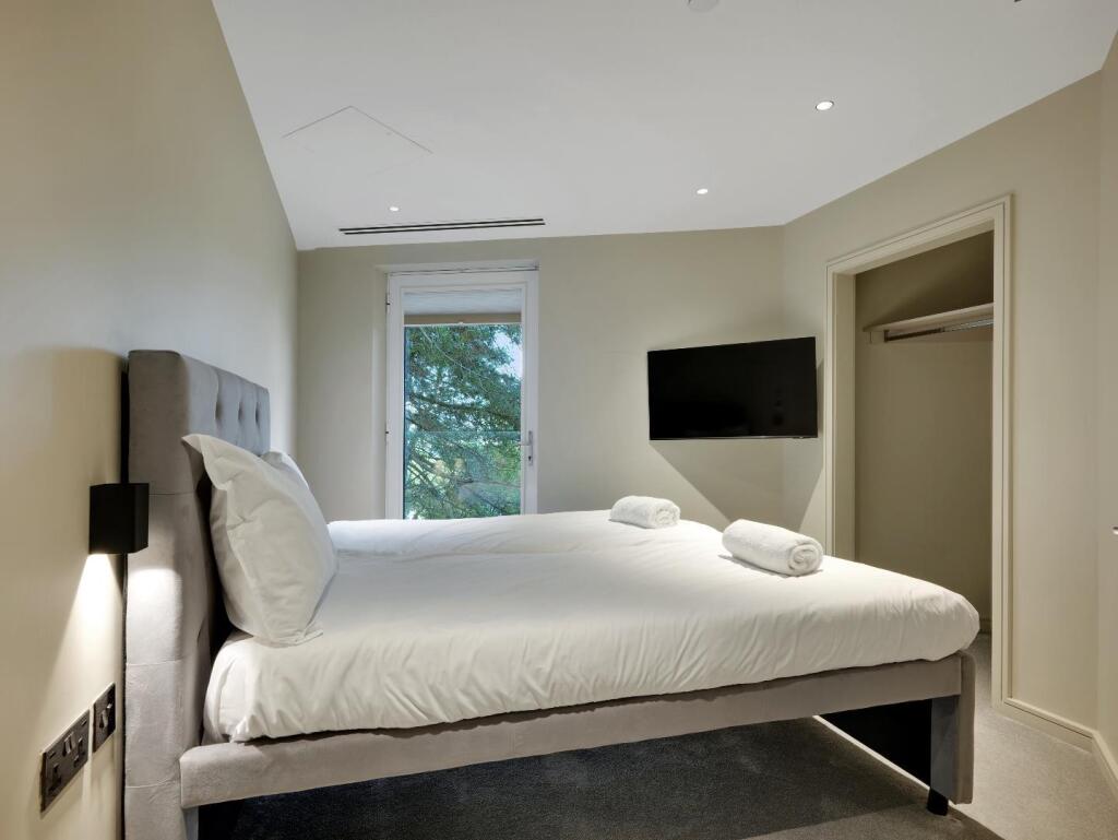 Additional image 12 of Banks Road, Sandbanks