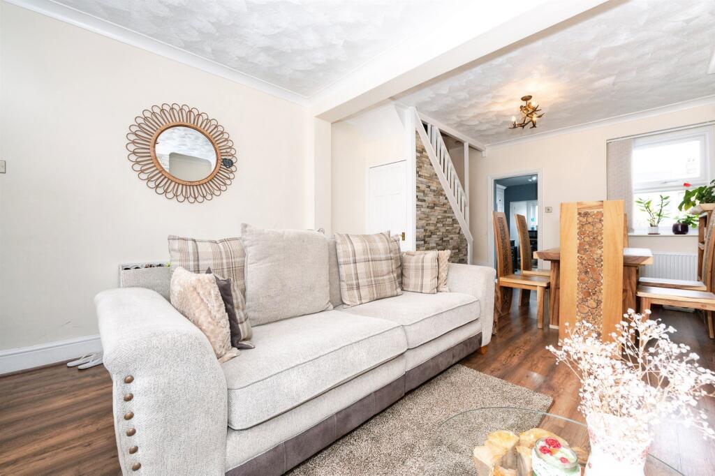 House in Romford - View 5