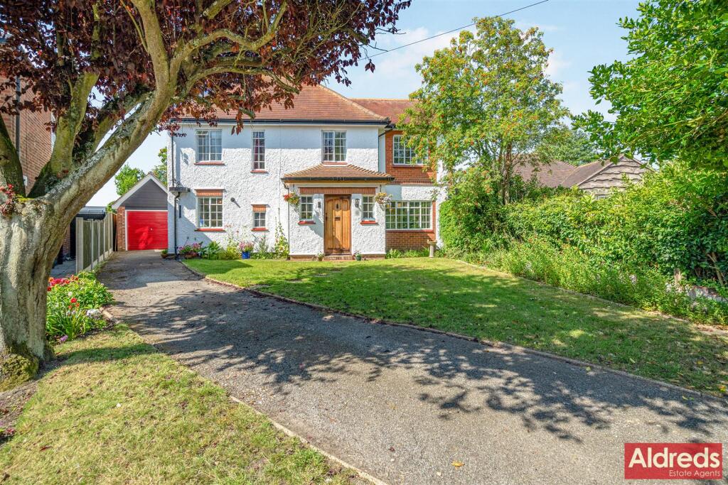 Main image of property: Gunton Drive, Lowestoft, Suffolk, NR32