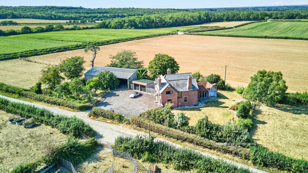 House in Portsmouth - View 4