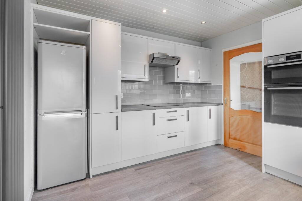 House in Bonnybridge, Falkirk - View 6