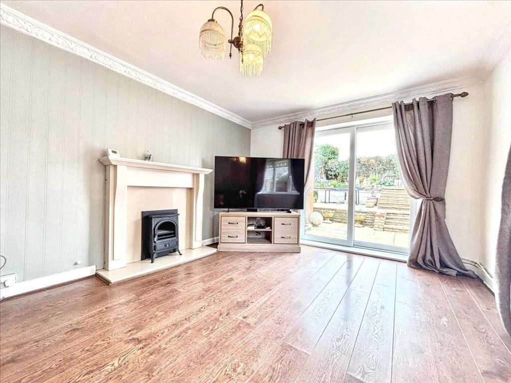 House in Ashfield, Kirkby-in-Ashfield, Sutton-in-Ashfield - View 4