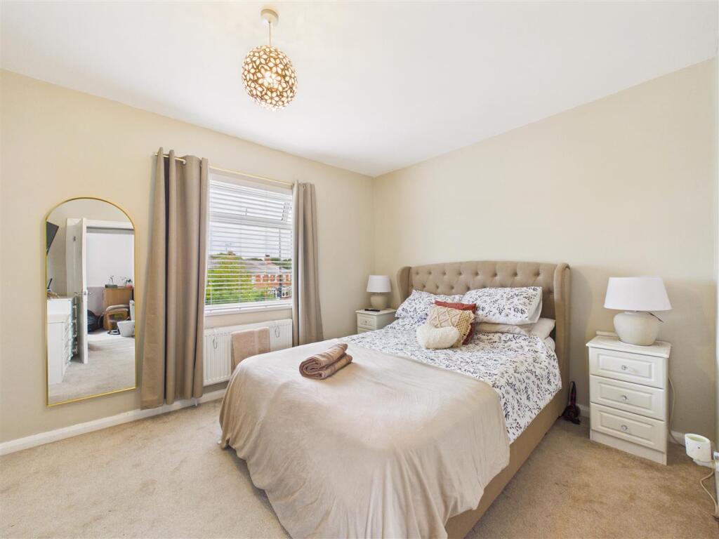 House in Hessle, East Riding of Yorkshire - More