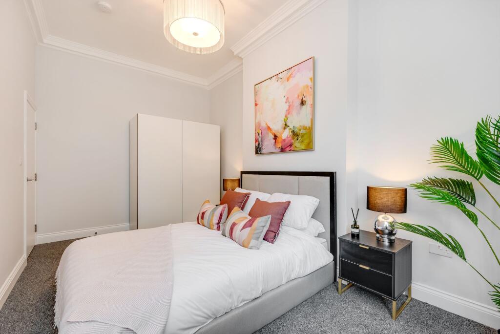 3 bedroom flat for rent