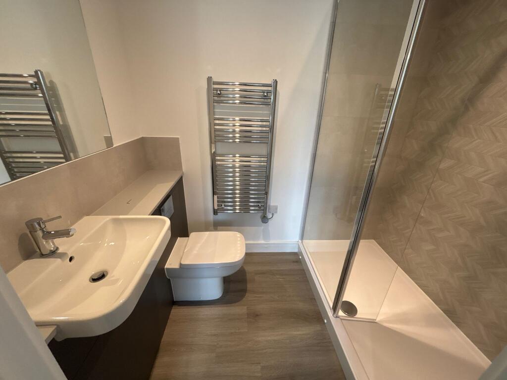 Apartment in Peterborough - More
