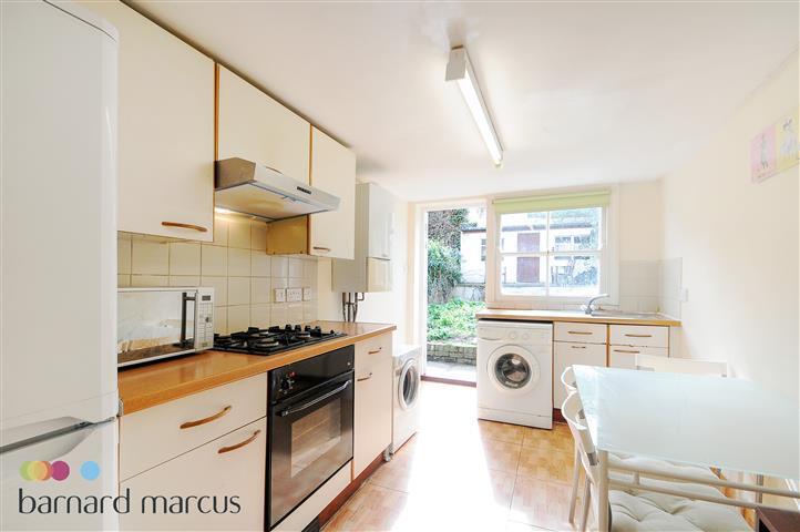 Main image of property: Barclay Road, London