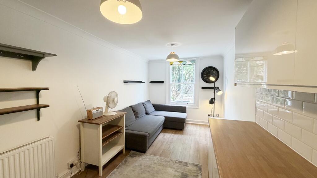 Main image of property: Newington Green, Stoke Newington, N16 