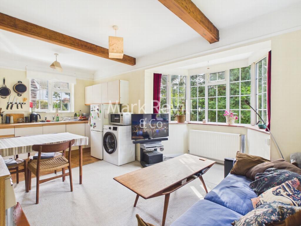 College Road, Ardingly, RH17 photo 2