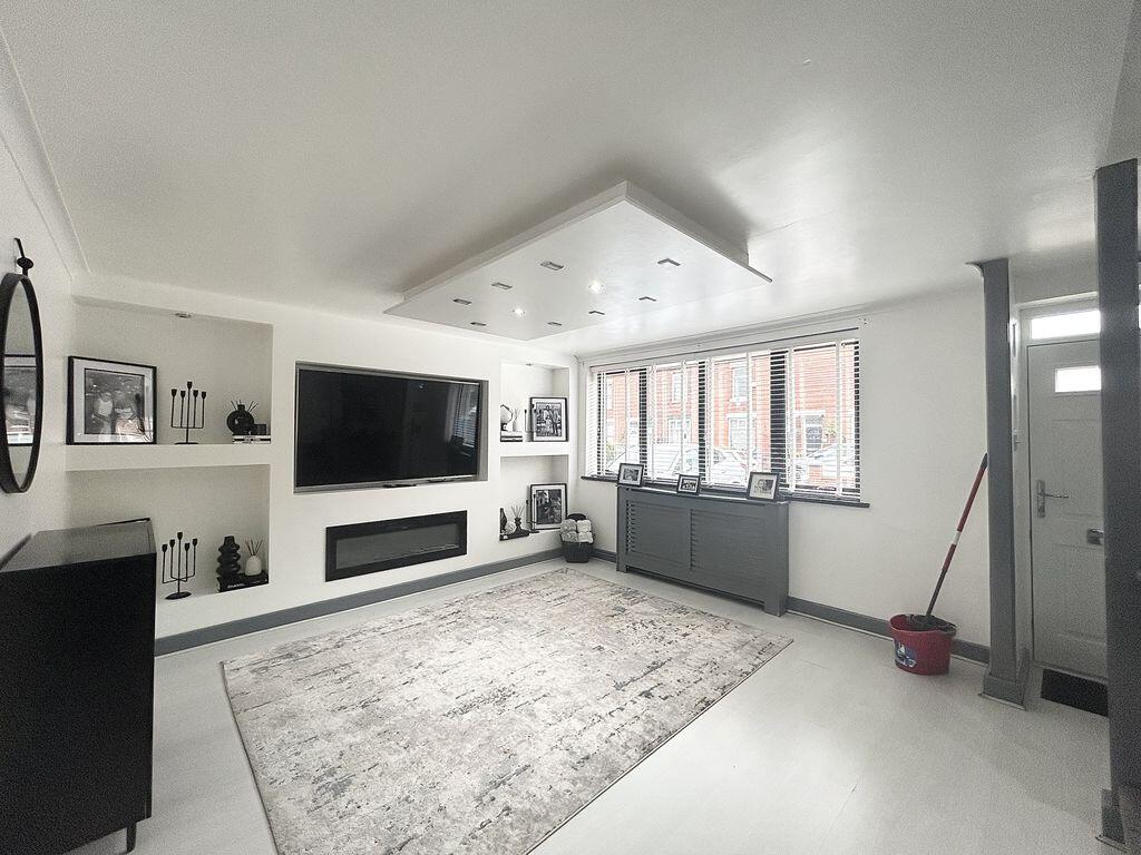 Main image of property: Park Lane West, Manchester