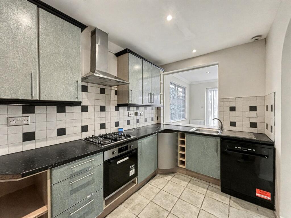 House in Harrow - View 2