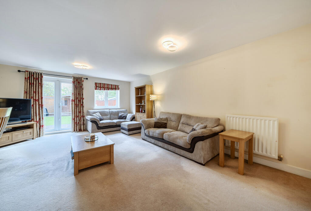 House in Romford - View 2