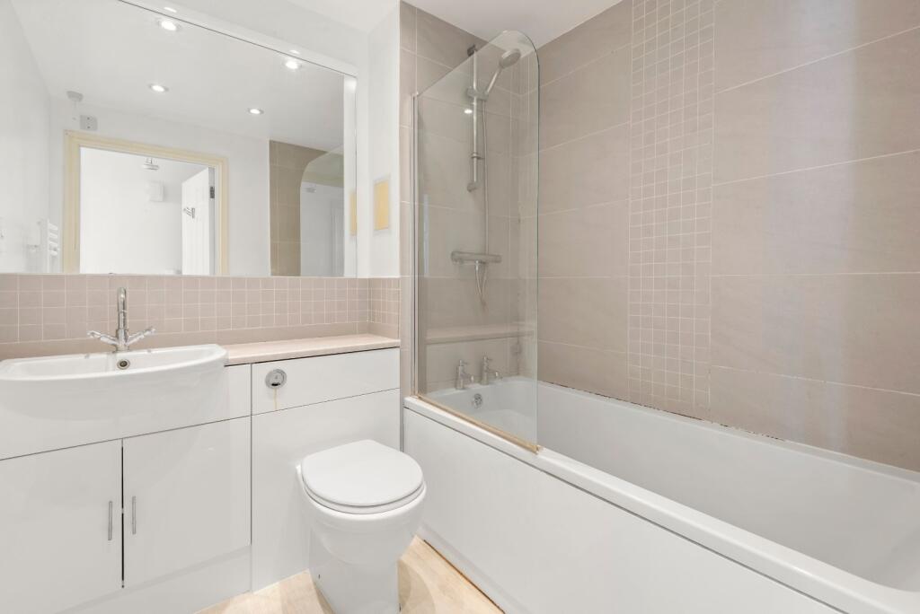Apartment in London - View 4