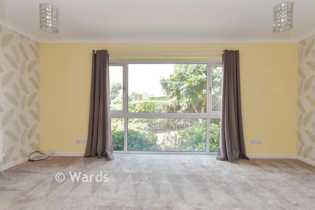 House in Minster-on-Sea, Merryman's Hill - View 4