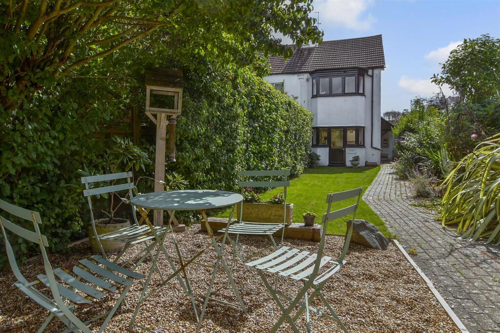 Main image of property: Kingsland Road, Worthing, West Sussex