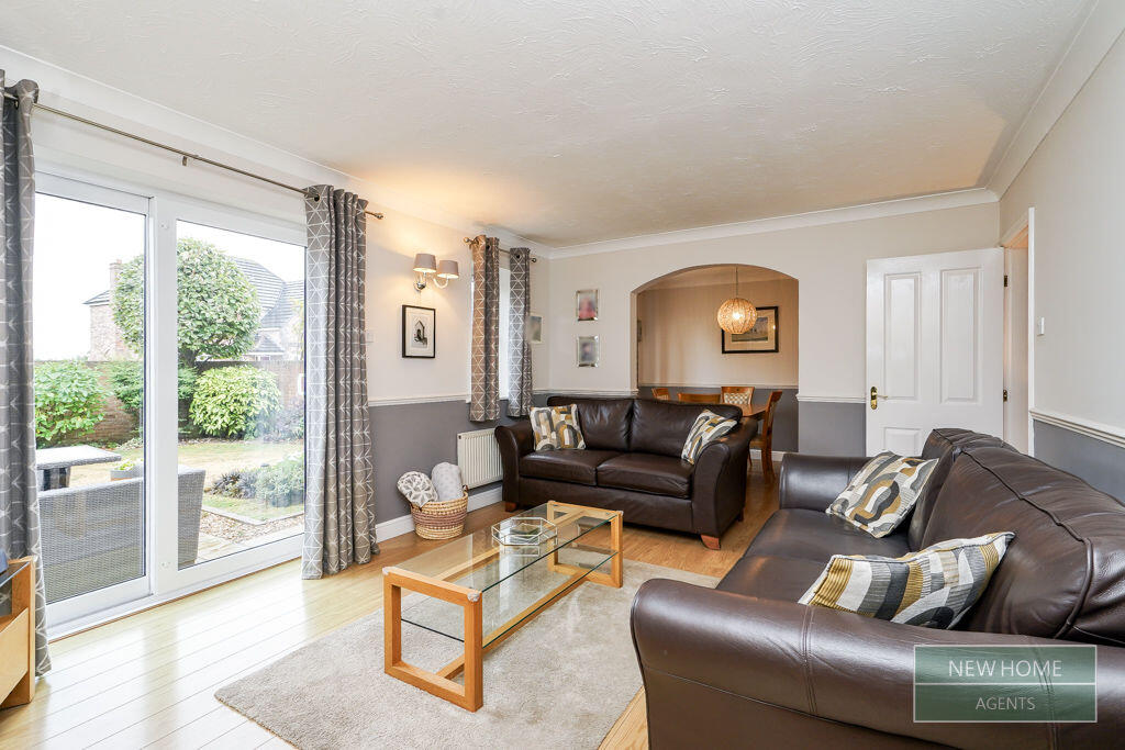 House in Leeds, West Yorkshire - View 4