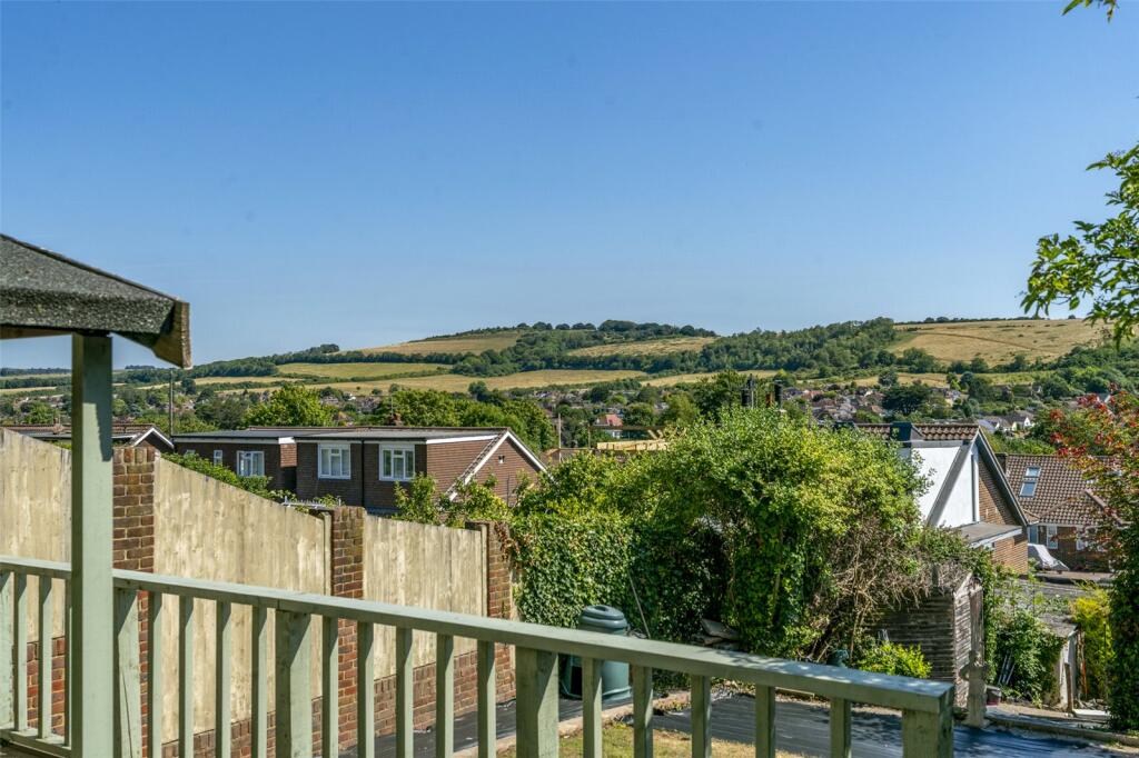 House in Worthing, West Sussex - View 2