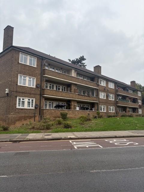 Main image of property: Forty Avenue, Wembley