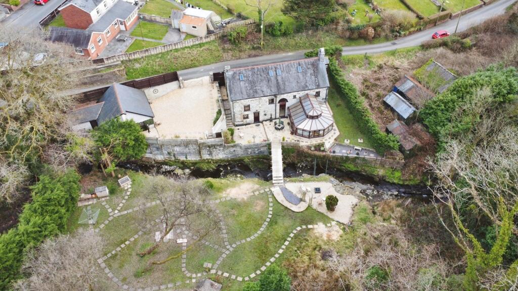 Main image of property: Mynachlog Road, Pontyberem, Llanelli, Carmarthenshire, SA15