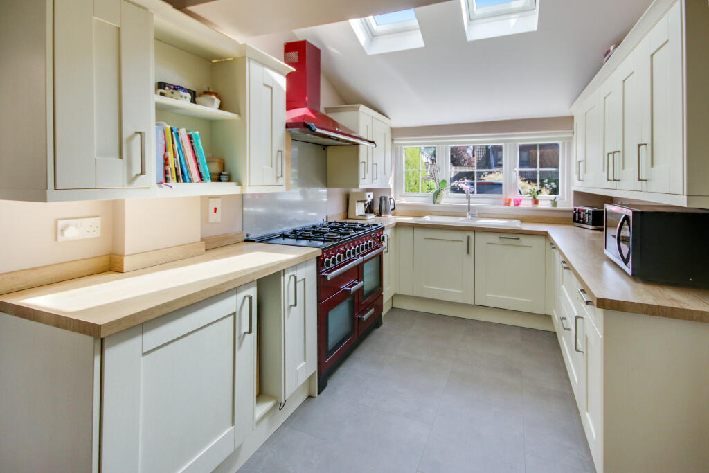 House in Mid Sussex, Worth - View 2