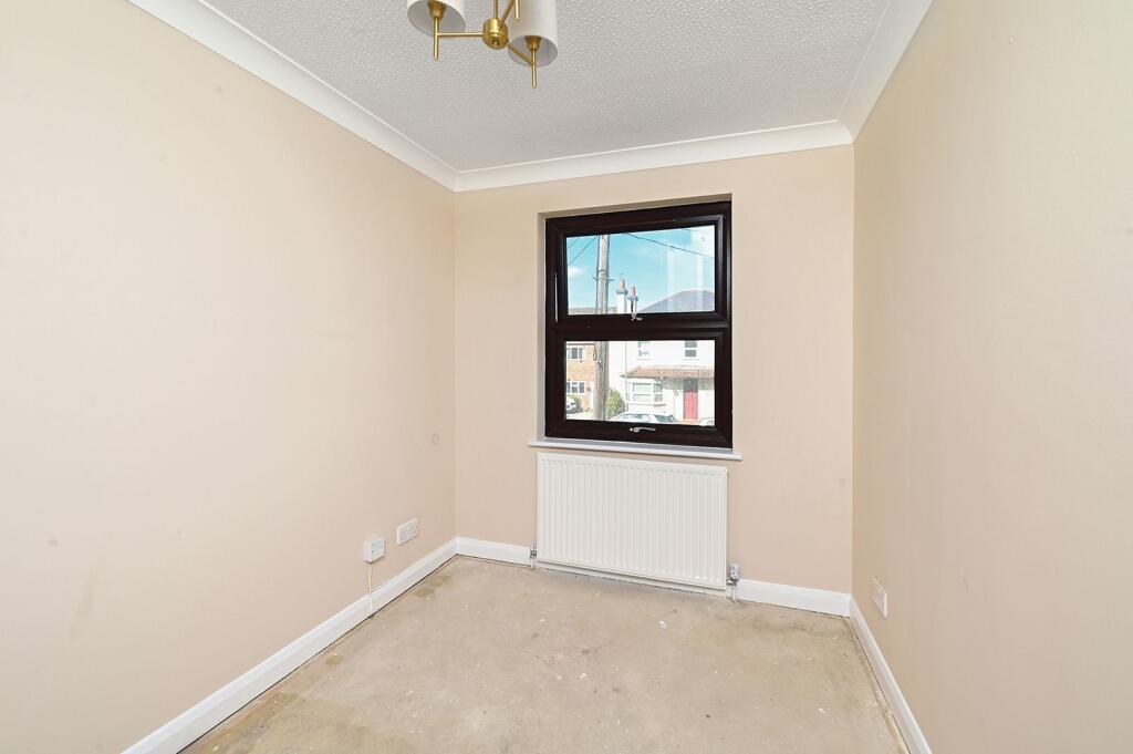 Apartment in Guildford - More
