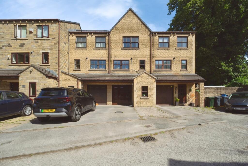 Main image of property: Marriners Walk, Keighley, Keighley, West Yorkshire