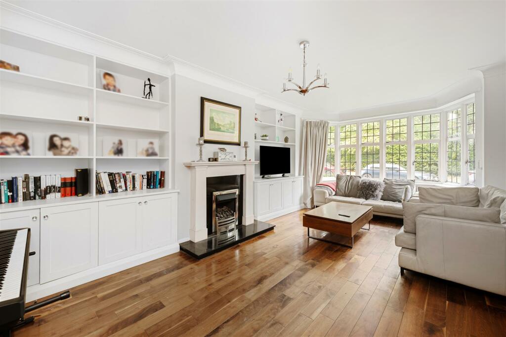 Main image of property: Portsmouth Road, London