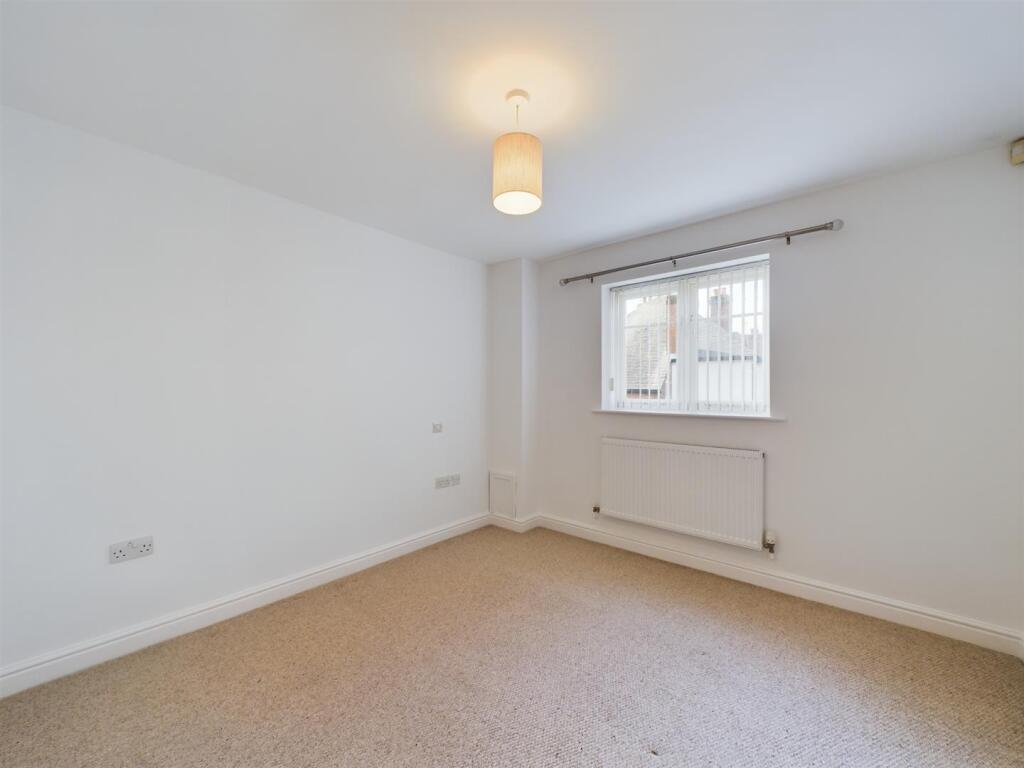 Additional image 9 of 14 Kineton Grange Solihull B92 7EB