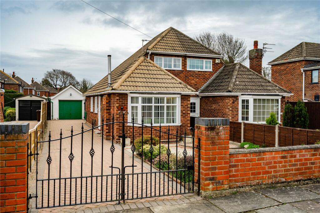 Main image of property: Fairfield Avenue, Grimsby, Lincolnshire, DN33