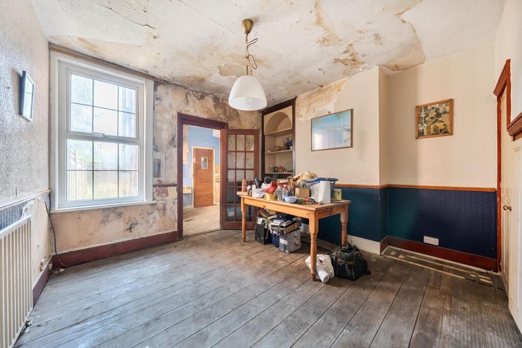 House in Tunbridge Wells, Southborough - View 4