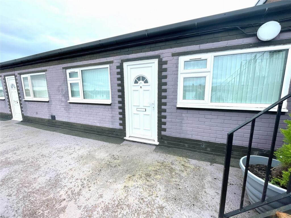 Main image of property: Englefield Avenue, Connah's Quay, Deeside, Flintshire, CH5
