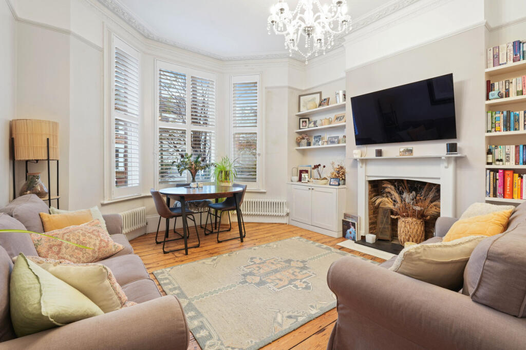 Main image of property: Ormeley Road, London, SW12